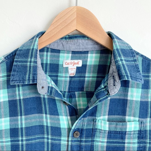 Cat & Jack Boy's Blue Plaid Button Up Shirt - Picture 2 of 8